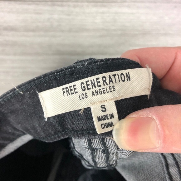 Free Generation LA Women's Bejeweled Front Side Black Pants Size Small $… - Picture 9 of 9